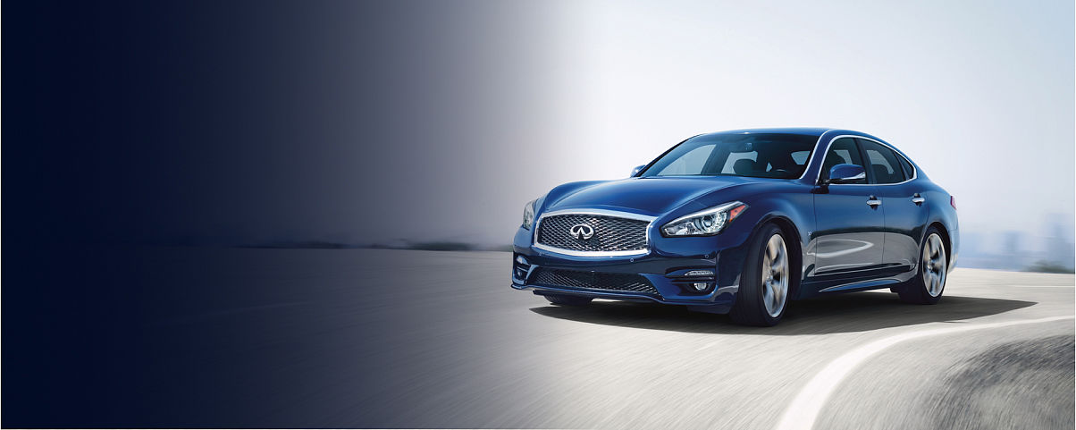 INFINITI Q70